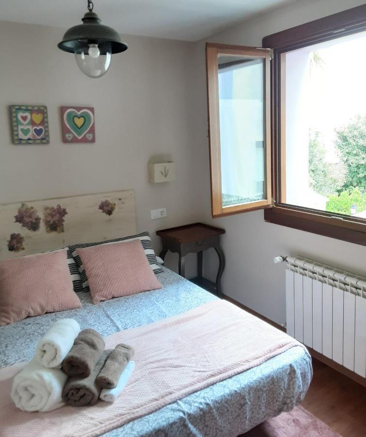Apartamento Cine Colon 2 Ribadeo Exterior photo